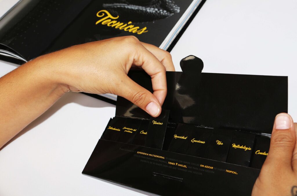 Instintos marcapaginas